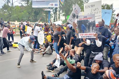 Nairobi residents protesting poor planning after devastating floods.